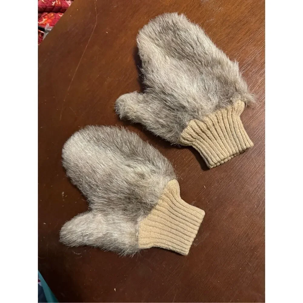 Faux fur mittens